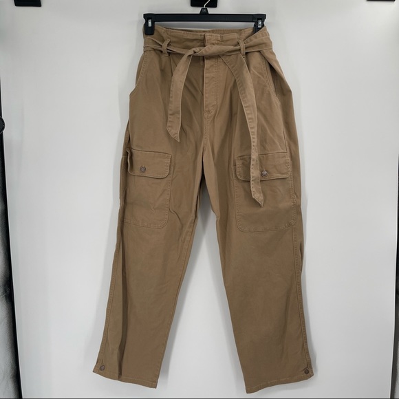 Kate Hudson Happy X Nature Adventure Utility Jacket and Cargo Pants Outfit Set - Picture 8 of 16